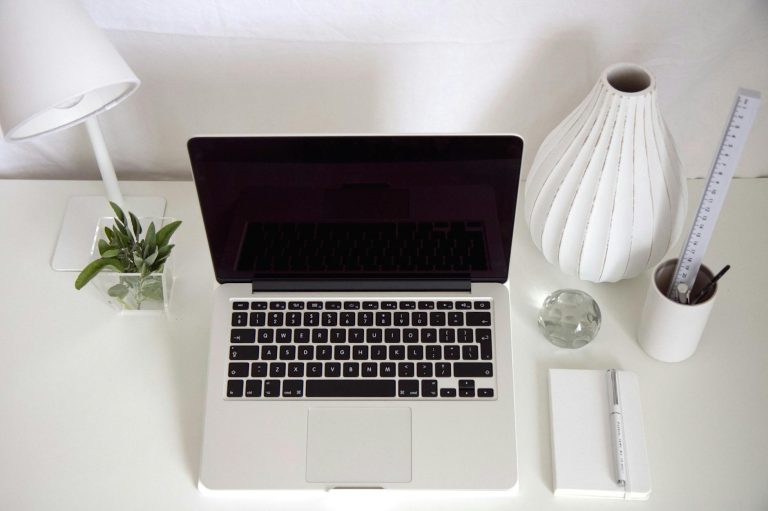 Tips for Creating an Organized and Productive Home Workspace